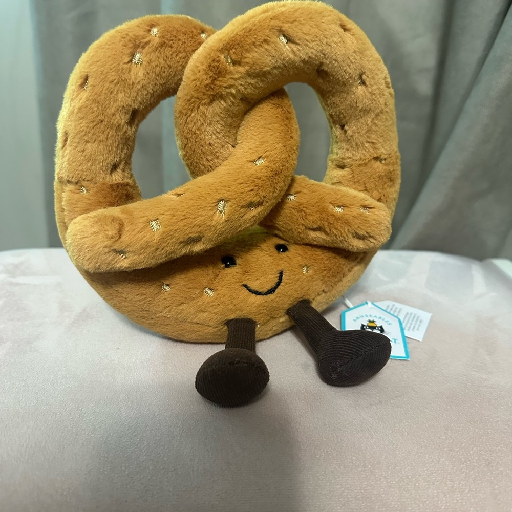 BNWT Jellycat Medium Size Amuseables Pretzel